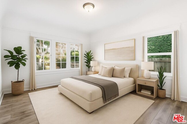 Building Photo - 641 N Martel Ave