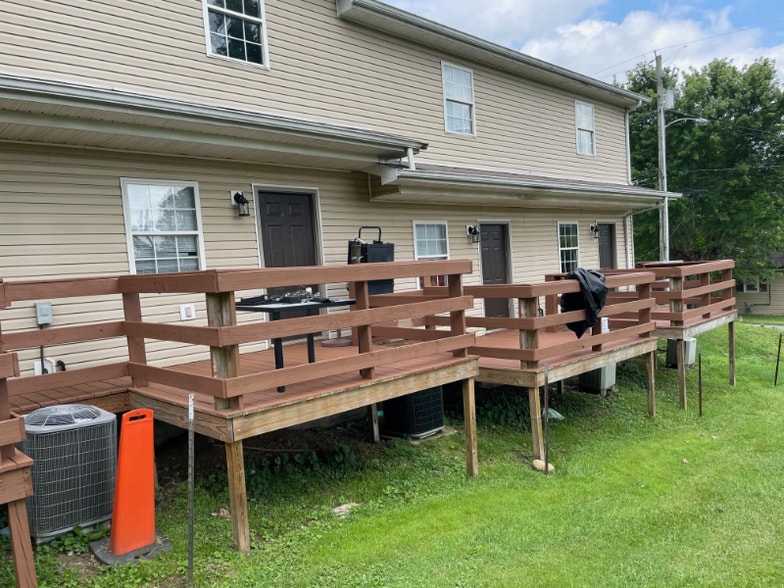 Building Photo - 939 Piedmont St