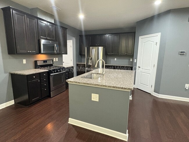 Building Photo - 441 Liberty Hill Pass