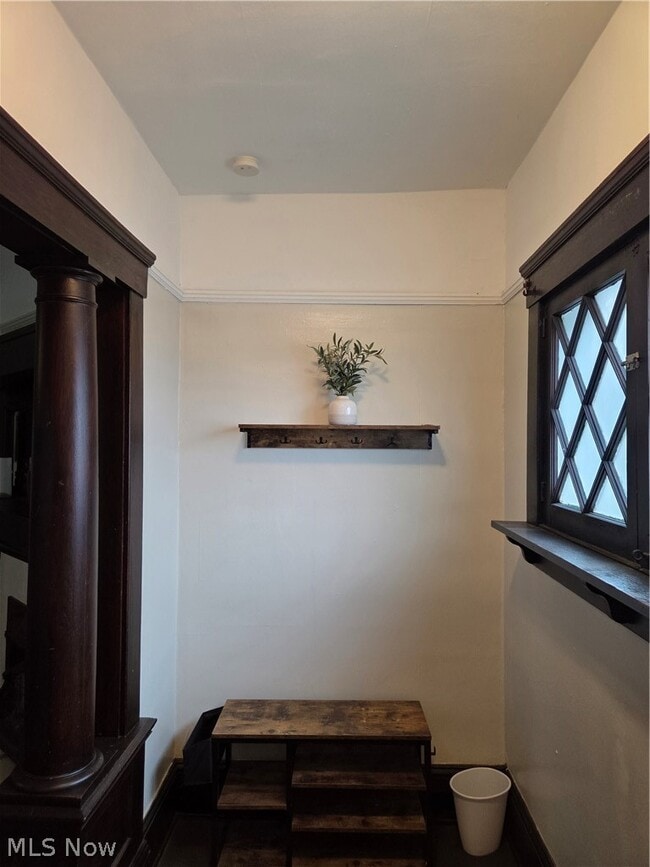 Building Photo - 1450 E 110th St