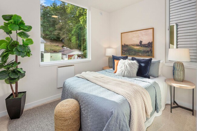 Building Photo - BRAND NEW in Columbia City! SIX WEEKS FREE 3bd, 2ba Townhome Built with Thoughtful Design and Qua...