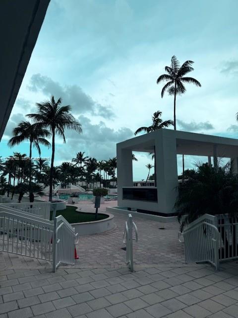 Building Photo - 10275 Collins Ave