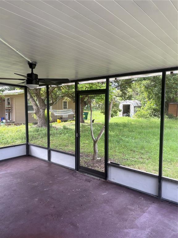 Building Photo - 206 W Idlewild Ave