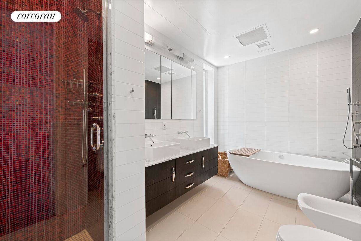 Building Photo - 802 Ninth Avenue 4B