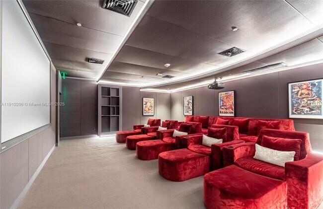 Building Photo - 1000 Brickell Plaza