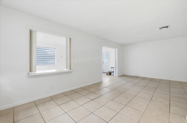 Building Photo - 10151 NW 35th St