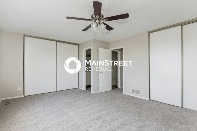 Building Photo - 3 Bedroom Pet-Friendly Home in LITTLETON, CO with Main Street Renewal