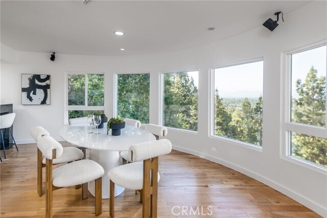 Building Photo - 3828 Alomar Dr