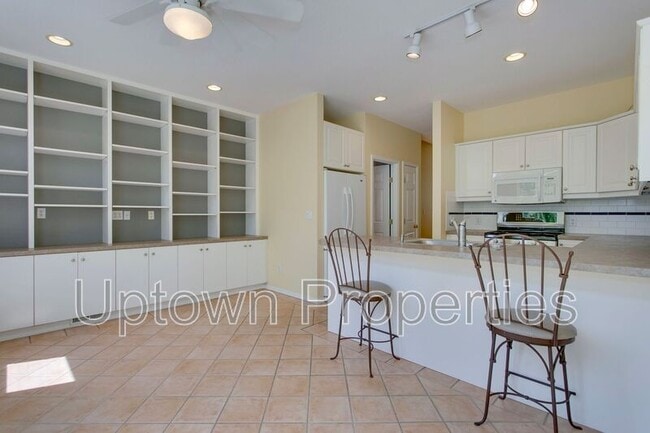 Building Photo - 3706 SW Troy St