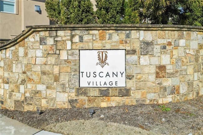 Building Photo - 110 Via Roma