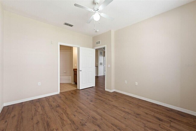 Building Photo - 8103 Lillies Way