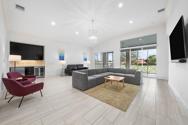 Building Photo - 114 Palm Point Cir