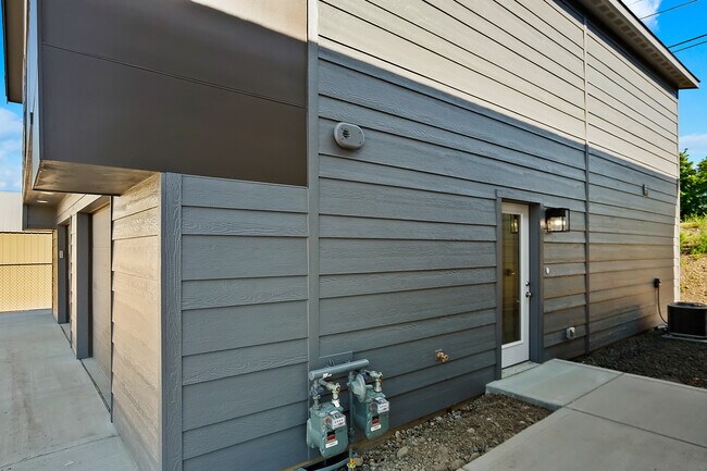 Building Photo - 11904 E 2nd Ave