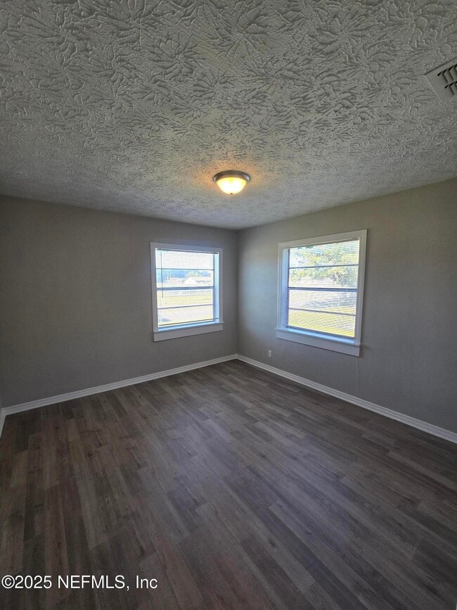 Building Photo - 1129 Melson Ave