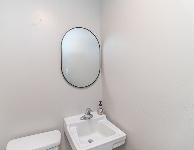 Building Photo - Newly Renovated Brick Ranch! Convenient Goldsboro location close to US Hwy 117/US Hwy 70!