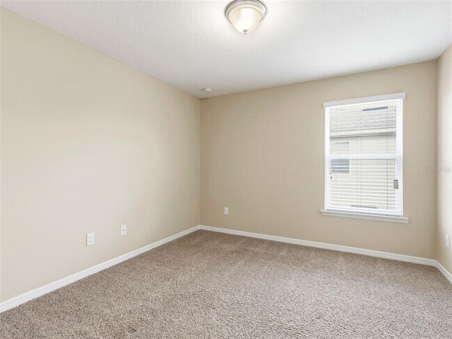 Building Photo - 2499 Calvano Dr