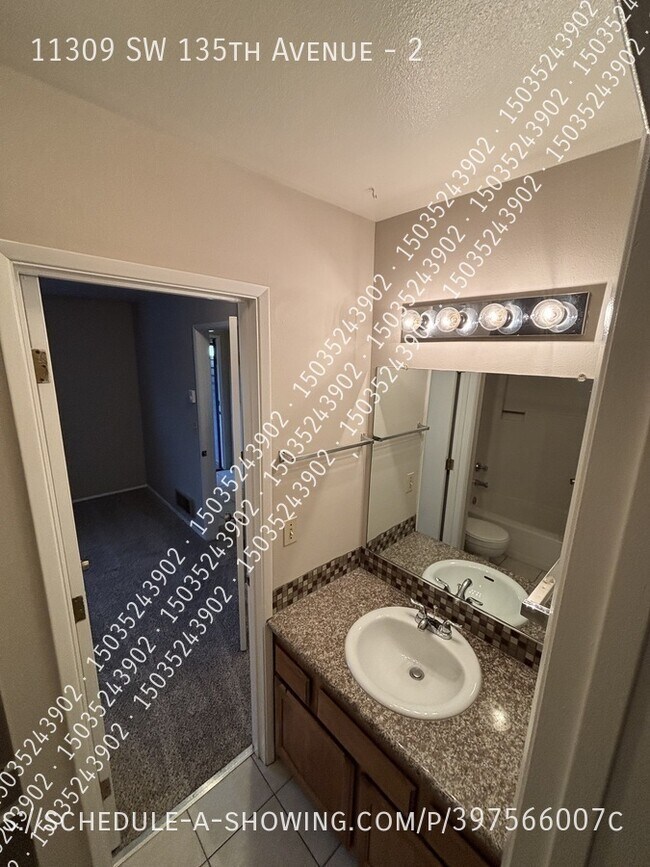 Building Photo - 11309 SW 135th Ave