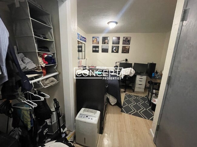 Building Photo - 1430 Tremont St