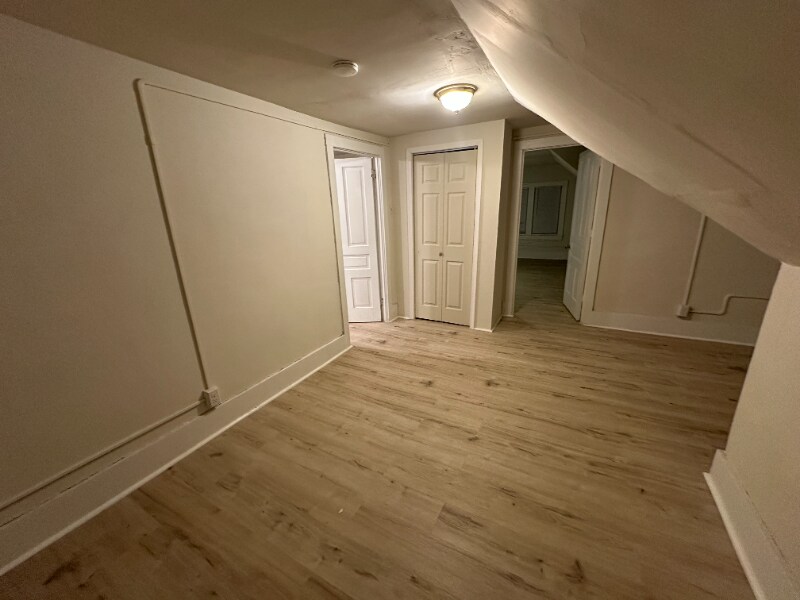 Building Photo - 381-383-383 S 3rd St