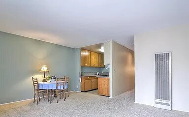 Building Photo - Charming 1-Bed San Francisco Retreat with Fireplace & Granite Finishes!