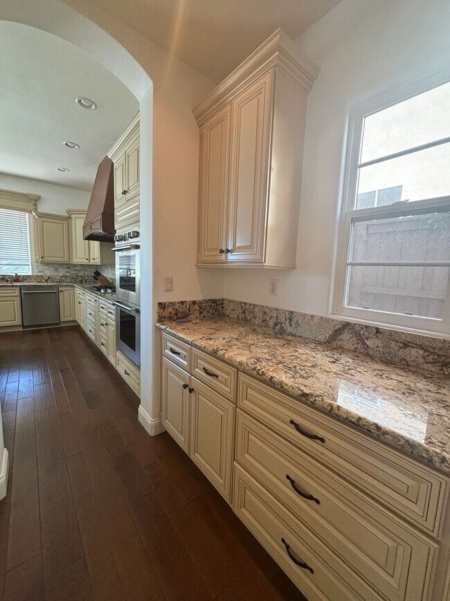 Building Photo - Rare Opportunity - House for Rent in Carmel Valley/ Earlier moving date can be negotiated.