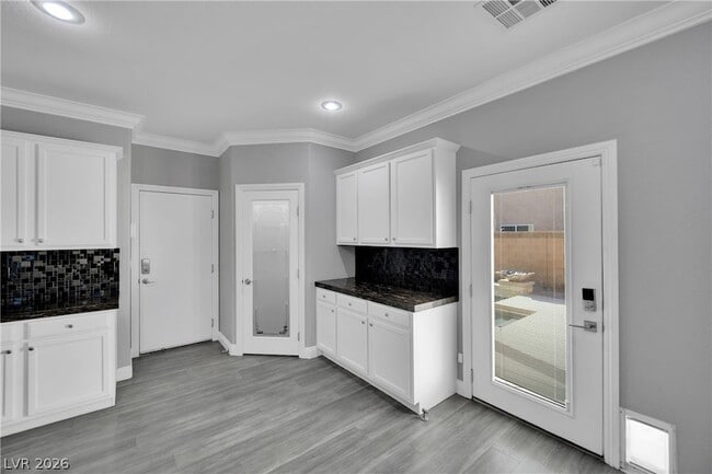 Building Photo - 5017 Lower Falls Ct