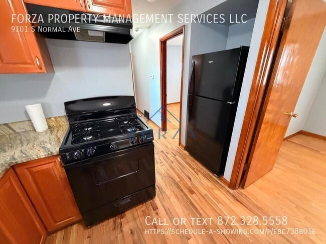 Building Photo - 9101 S Normal Ave