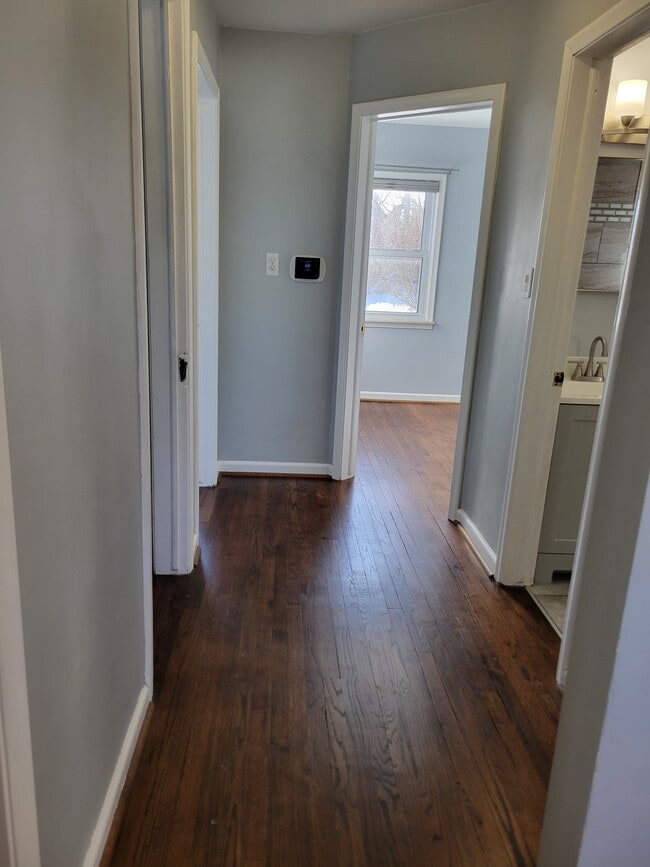 Building Photo - 3711 Hunter Ave