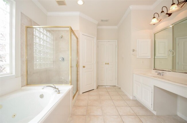 Building Photo - 3315 Alden Manor Ln