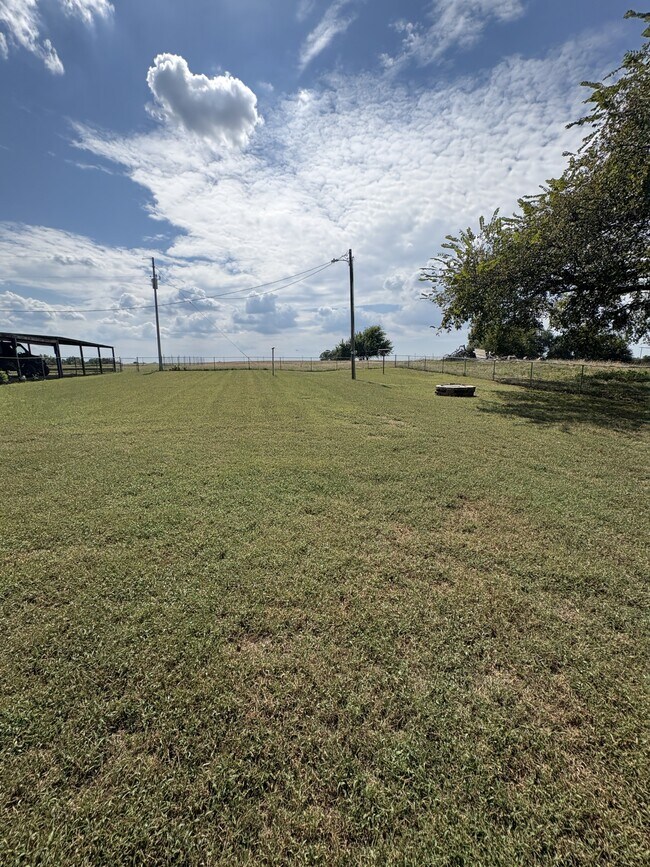 Building Photo - 23185 CR 3520