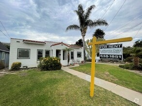 Building Photo - Evergreen