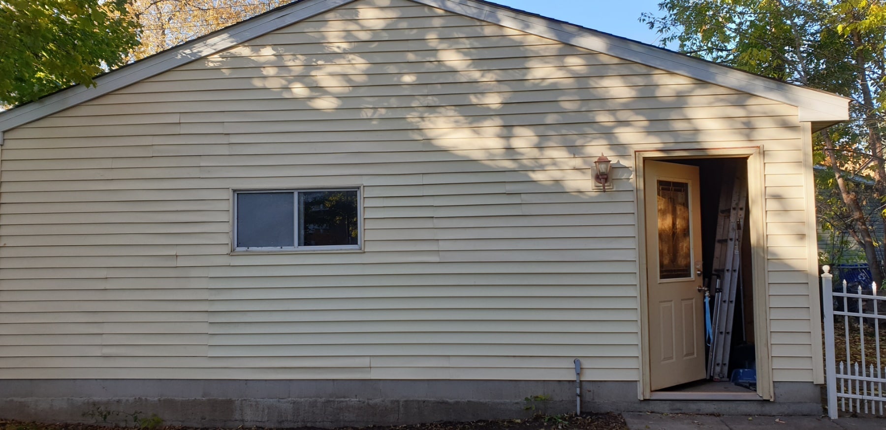 Building Photo - 415 Thomas Ave