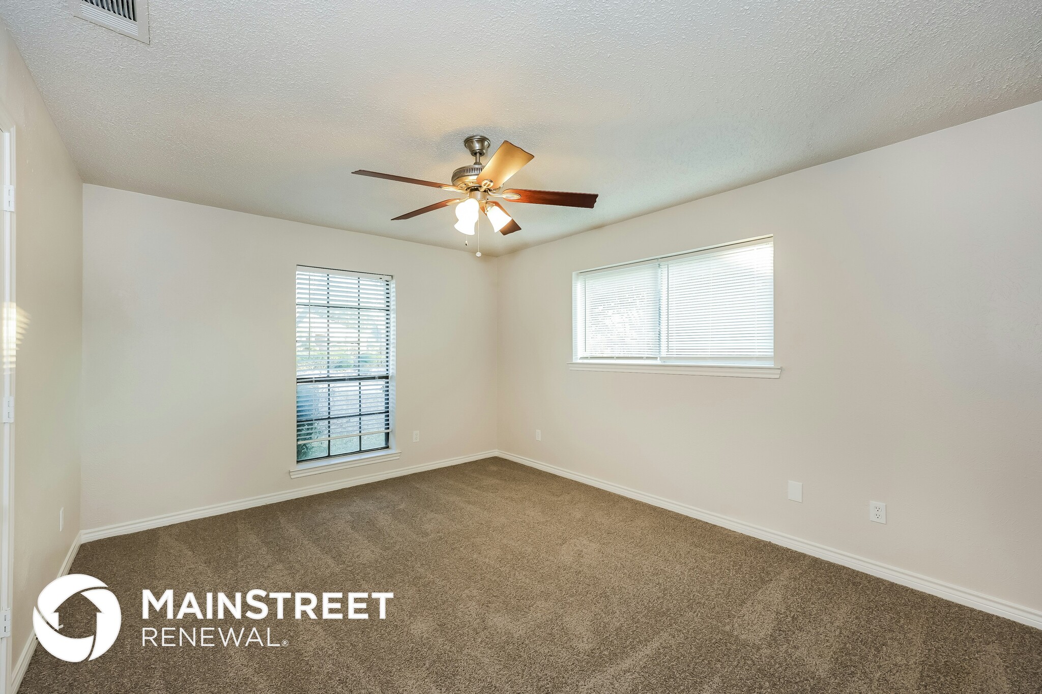 Building Photo - 1617 James Good Ln