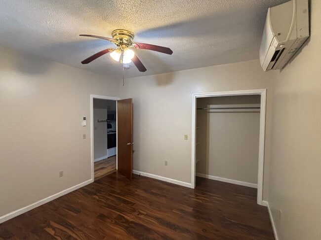 Building Photo - 74 Boston Post Rd