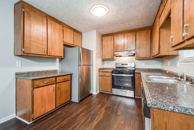 Building Photo - 8985 Yarmouth Dr