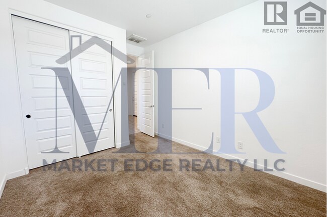 Building Photo - 5Bed/3Bath Home in Vistancia! $399 MOVE-IN...