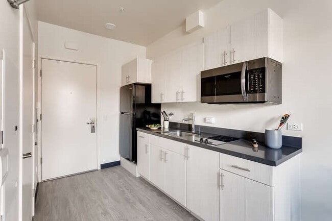 Interior Photo - 4252 Crenshaw