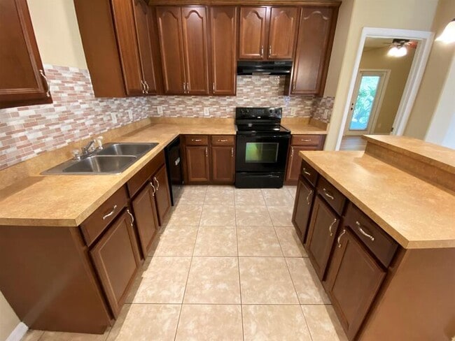 Building Photo - 5557 Gelato Dr