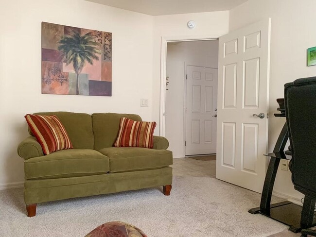 Building Photo - M2290 Nackman (VCSW-15/5)