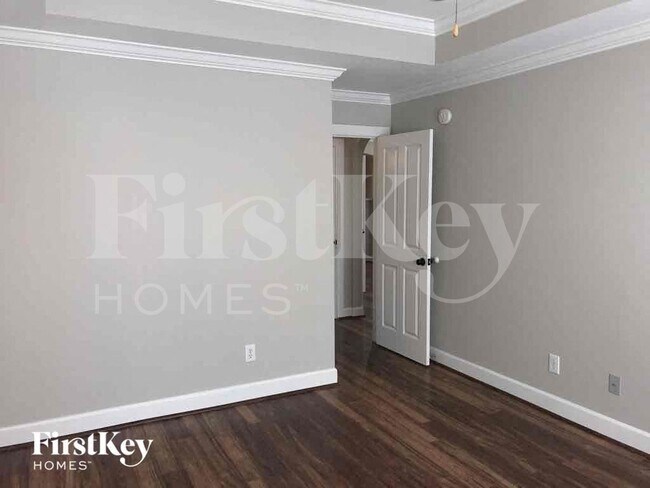 Building Photo - 153 Creekstone Tr