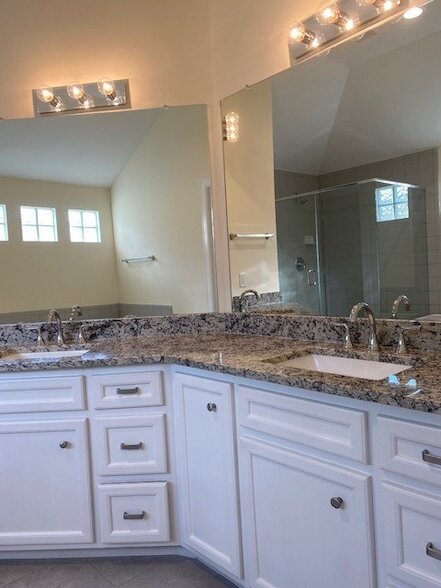 Building Photo - 11604 Main Cypress Dr