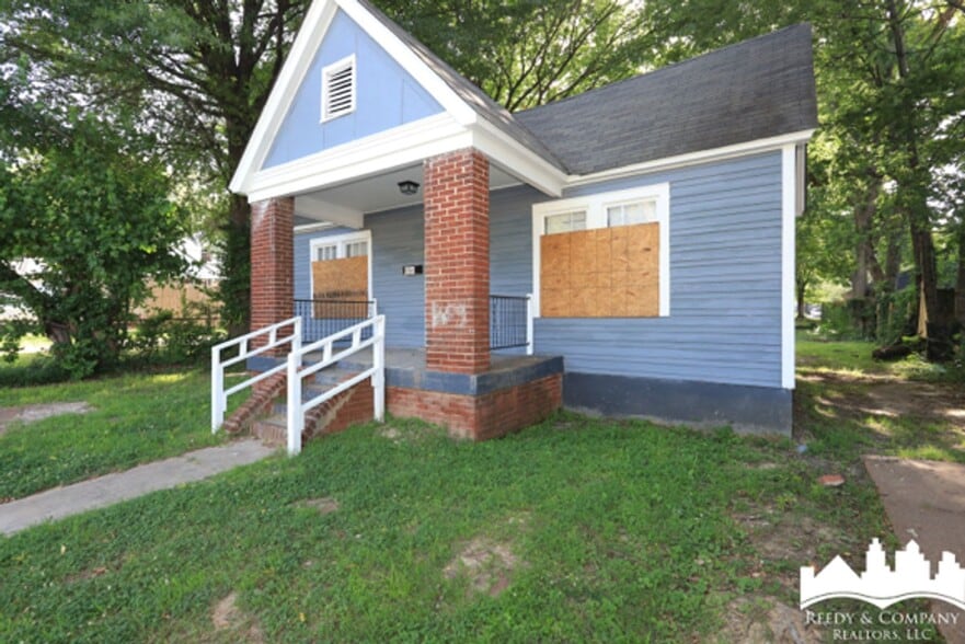 Building Photo - 664 Pope St