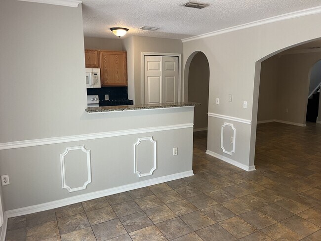 Building Photo - 11591 Hickory Oak Dr