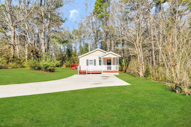 Building Photo - 3464 Linecrest Rd
