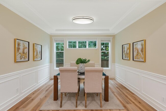 Primary Photo - Updated 4 bedroom house on quite cul-de-sac