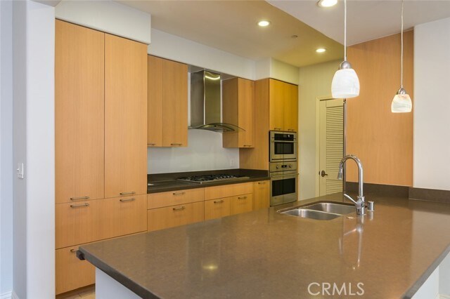 Building Photo - 268 Caruso Ave