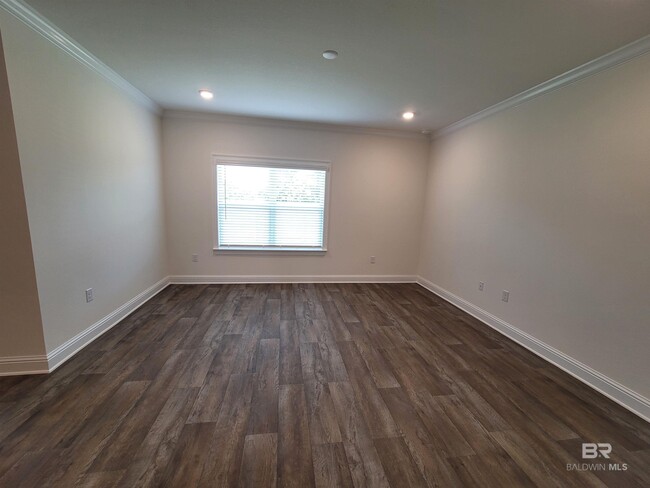 Building Photo - 14630 Dayton Cir