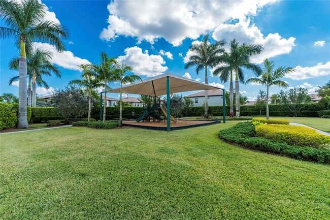 Building Photo - 4828 Chantilly Rd