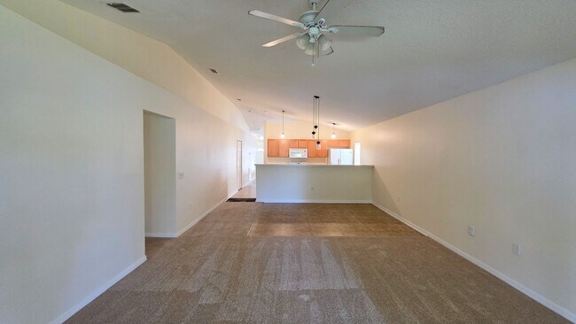 Building Photo - 2644 12th Square SW