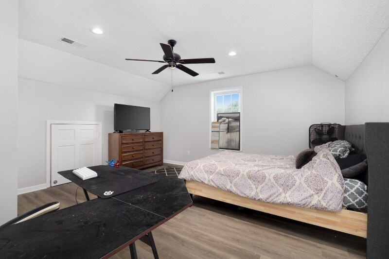 Building Photo - 287 Wylie Dr